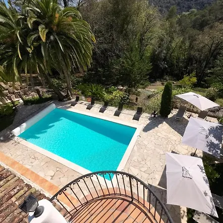 Belle Maison Atypique Avec Piscine Chauffee *