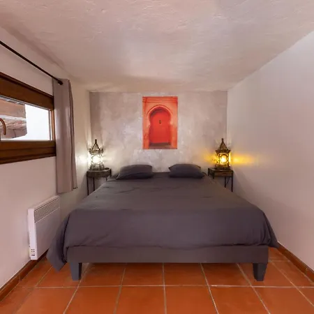 Belle Maison Atypique Avec Piscine Chauffee * La Colle-sur-Loup